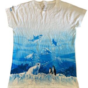 Seaworld whales and polar bear womens t shirt